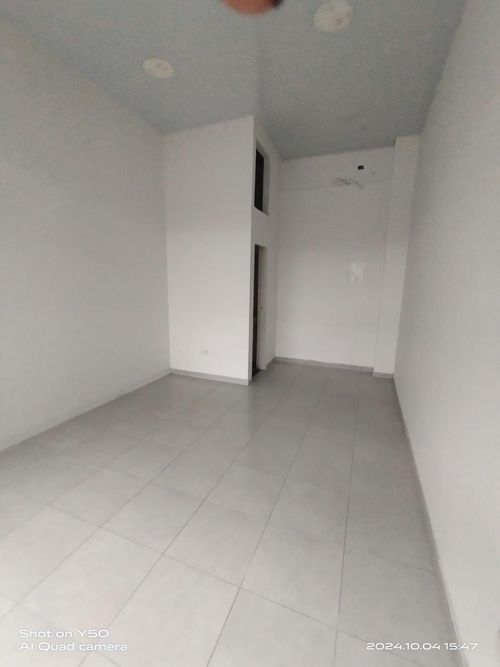 Local en arriendo en Union De Vivienda Popular, Cali, 30 m² · foto 5 de 12