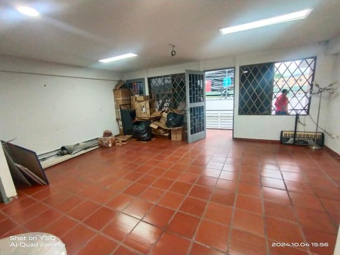 Local en arriendo en Union De Vivienda Popular, Cali, 30 m² · foto 9 de 12