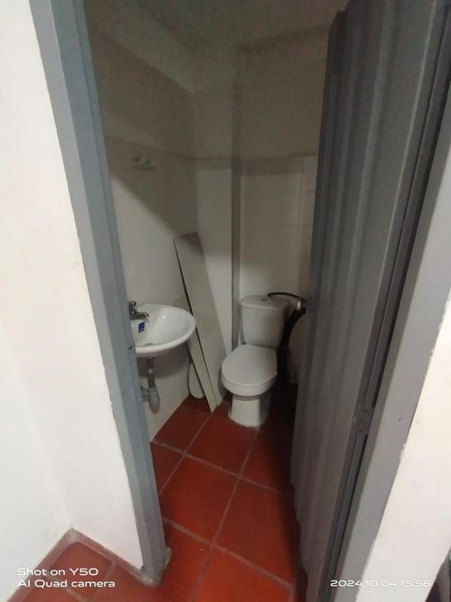 Local en arriendo en Union De Vivienda Popular, Cali, 30 m² · foto 11 de 12