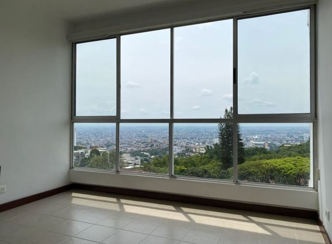 Apartamento de 2 alcobas en venta en Bellavista, Cali, 60 m² · foto 5 de 19