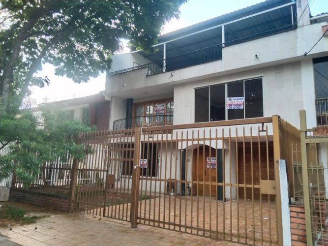 Casa de 5 alcobas en venta en El Limonar, Cali, 450 m² · foto 2 de 24