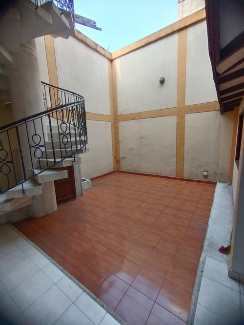 Casa de 5 alcobas en venta en El Limonar, Cali, 450 m² · foto 5 de 24