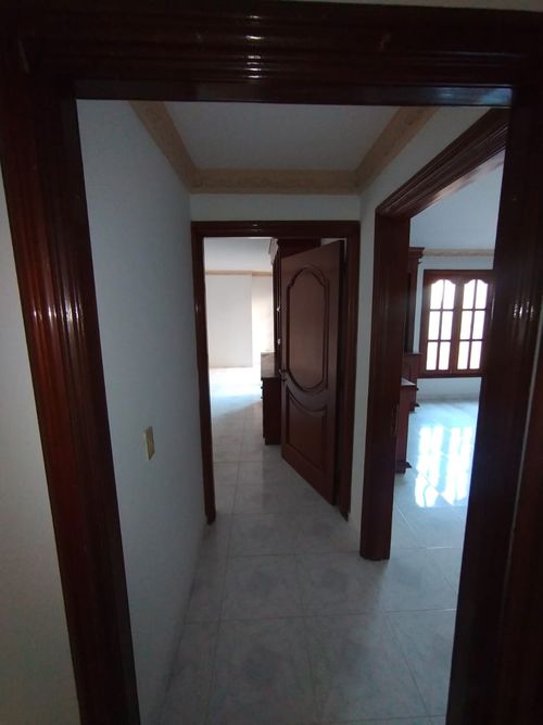 Casa de 5 alcobas en venta en El Limonar, Cali, 450 m² · foto 14 de 24