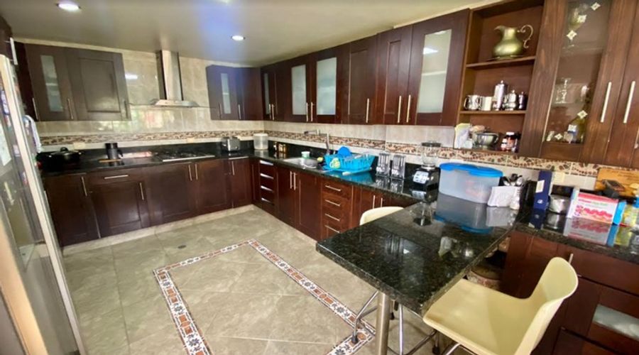 Casa de 4 alcobas en venta en Santa Teresita, Cali, 340 m² · foto 4 de 10