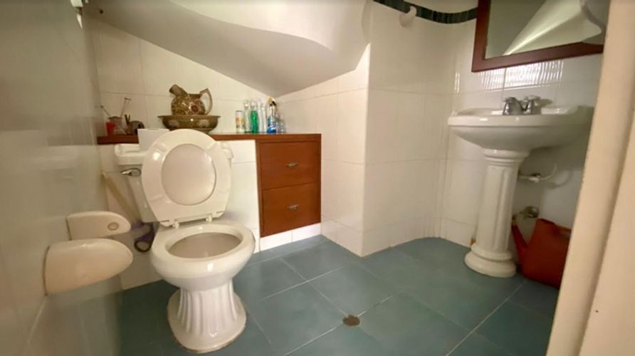 Casa de 4 alcobas en venta en Santa Teresita, Cali, 340 m² · foto 5 de 10