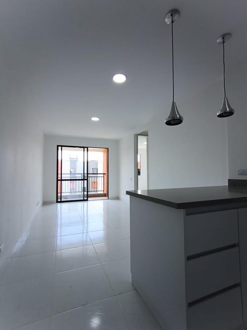 Apartamento de 2 alcobas en arriendo en Alfaguara, Cali, 60 m² · foto 12 de 24