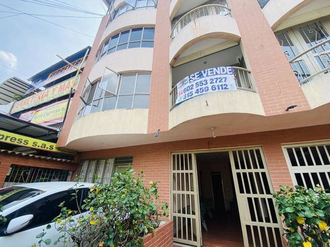 Apartamento de 3 alcobas en venta en Prados Del Limonar, Cali, 112 m² · foto 2 de 24