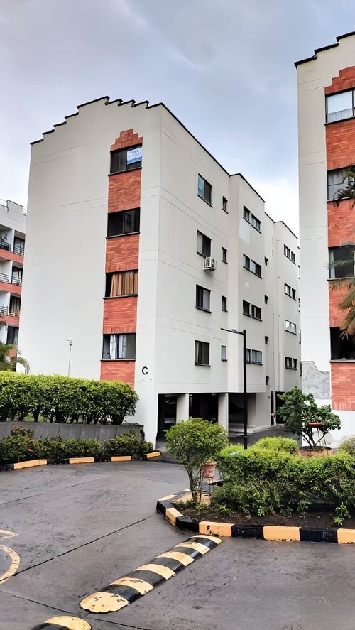 Apartamento de 4 alcobas en venta en Prados Del Norte, Cali, 120 m² · foto 3 de 14