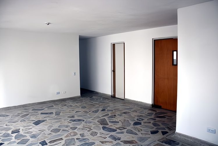 Apartamento de 4 alcobas en venta en Prados Del Norte, Cali, 120 m² · foto 5 de 14