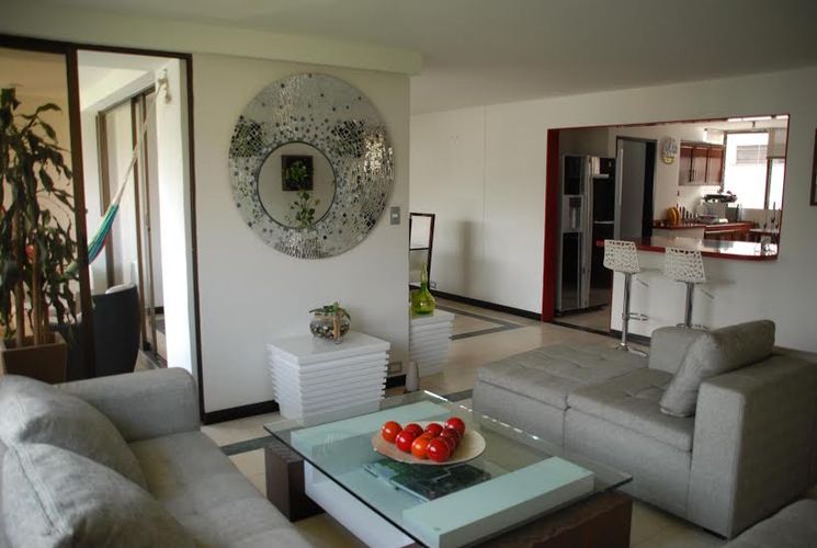 Apartamento de 5 alcobas en venta en Santa Teresita, Cali, 240 m² · foto 5 de 24