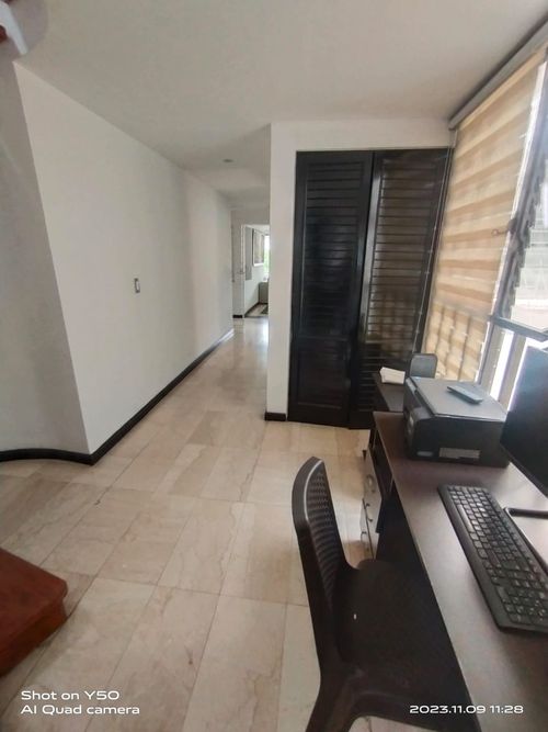 Apartamento de 5 alcobas en venta en Santa Teresita, Cali, 240 m² · foto 14 de 24