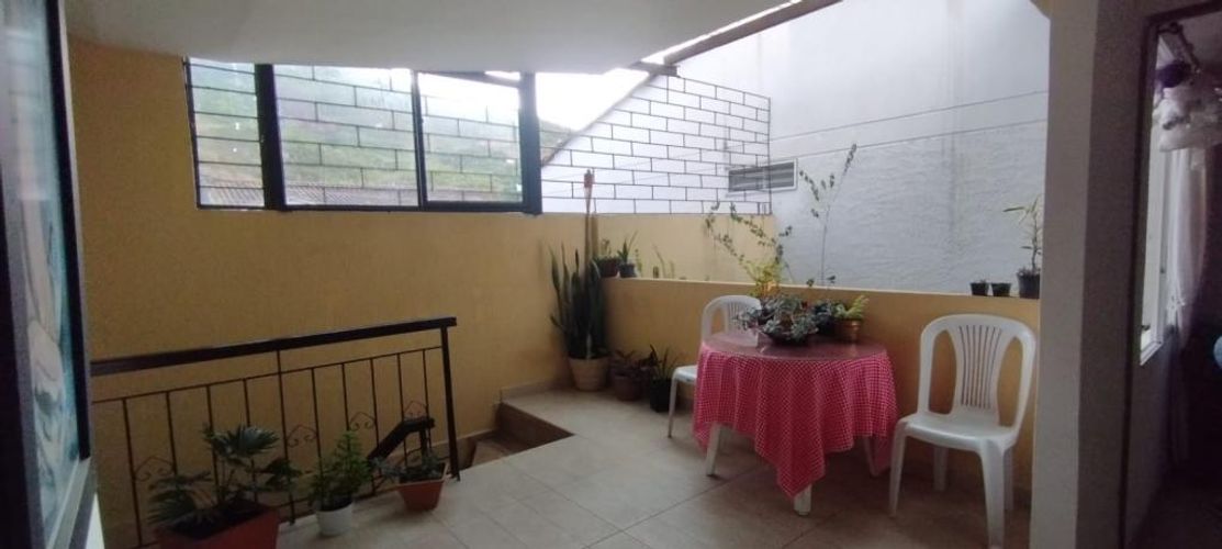 Casa de 6 alcobas en venta en Seminario, Cali, 410 m² · foto 11 de 22