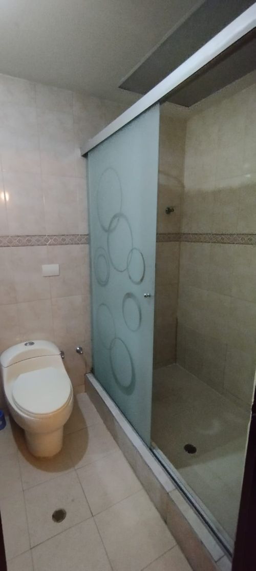 Casa de 6 alcobas en venta en Seminario, Cali, 410 m² · foto 17 de 22