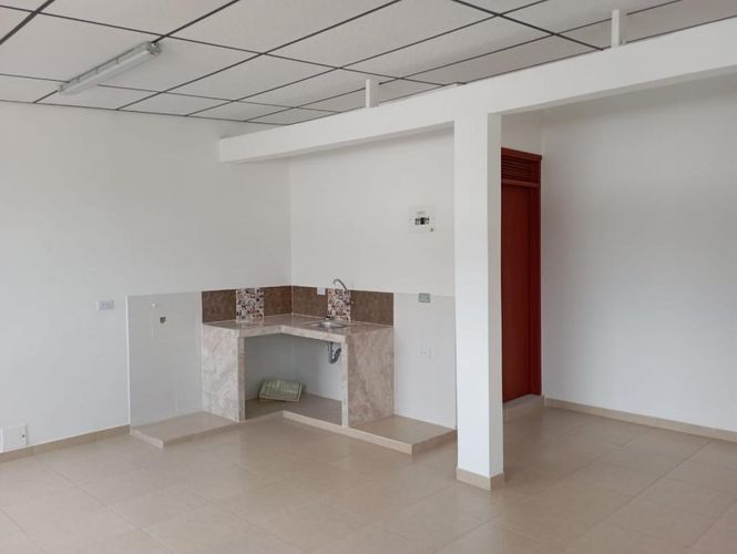 Local en arriendo en Guayaquil, Cali, 290 m² · foto 19 de 21