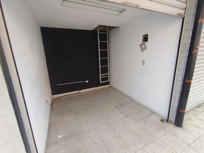 Local en arriendo en Valle Grande, Cali, 6 m² · foto 4 de 8