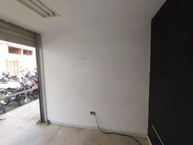Local en arriendo en Valle Grande, Cali, 6 m² · foto 6 de 8