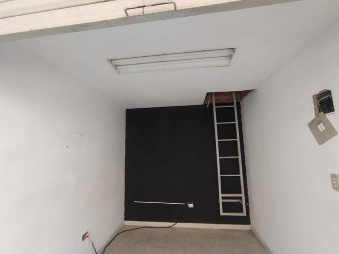 Local en arriendo en Valle Grande, Cali, 6 m² · foto 7 de 8