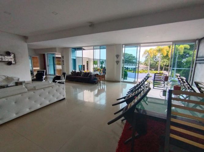 Casa de 7 alcobas en venta en Ciudad Jardin, Cali, 1250 m² · foto 7 de 18