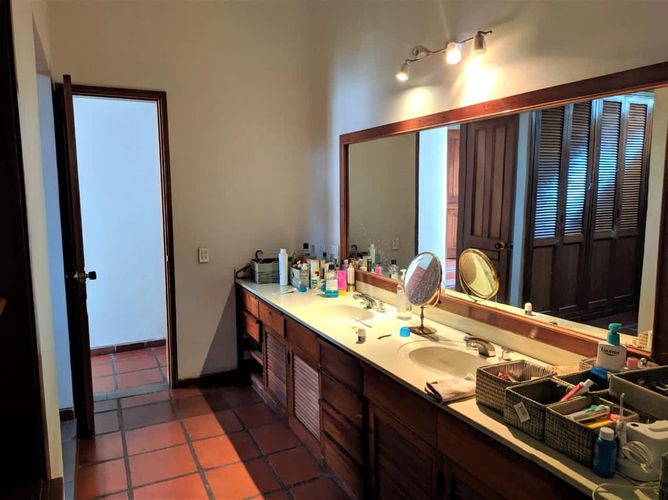 Casa de 4 alcobas en venta en Ciudad Jardin, Cali, 685 m² · foto 20 de 22