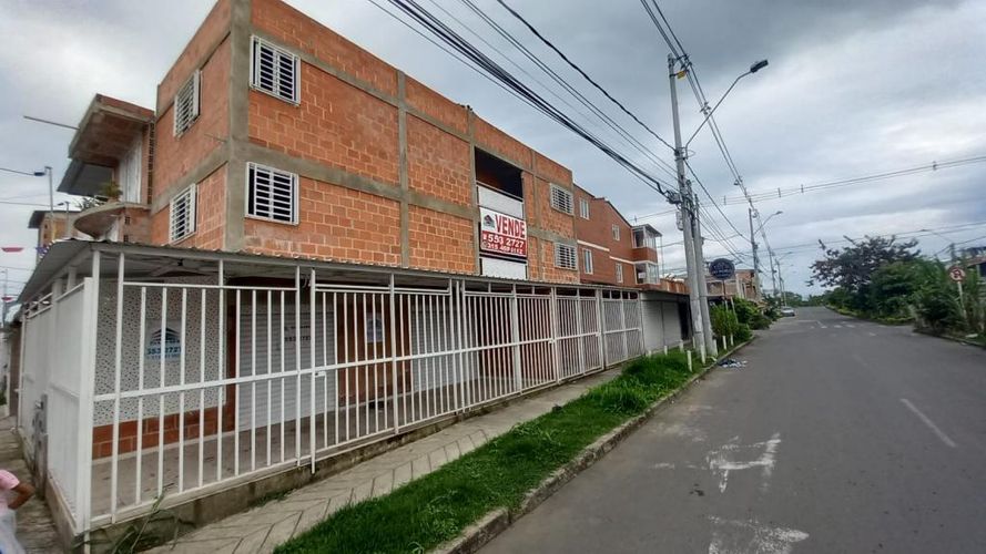 Edificio en venta en Simon Bolivar, Jamundí, 113 m² · foto 3 de 16