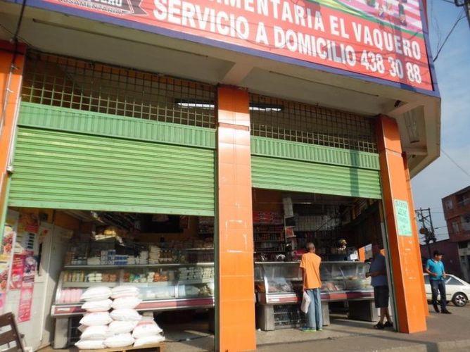 Local en arriendo en La Floresta, Cali, 390 m² · foto 2 de 11