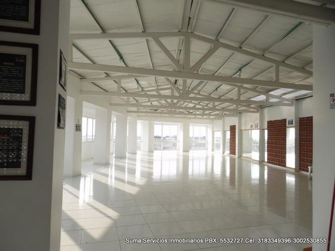 Edificio en venta en La Floresta, Cali, 1400 m² · foto 21 de 24