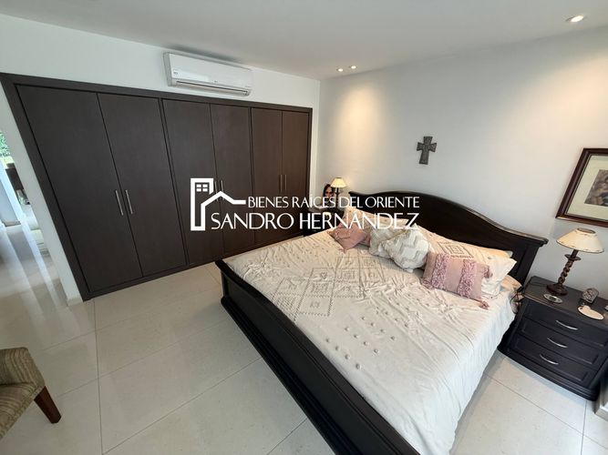 Casa de 5 alcobas en venta en Menzuly, Piedecuesta, 1103 m² · foto 10 de 24
