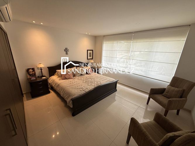 Casa de 5 alcobas en venta en Menzuly, Piedecuesta, 1103 m² · foto 12 de 24