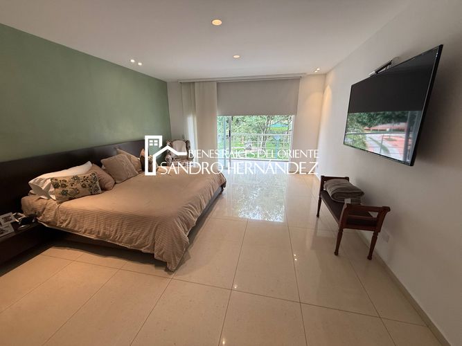 Casa de 5 alcobas en venta en Menzuly, Piedecuesta, 1103 m² · foto 13 de 24