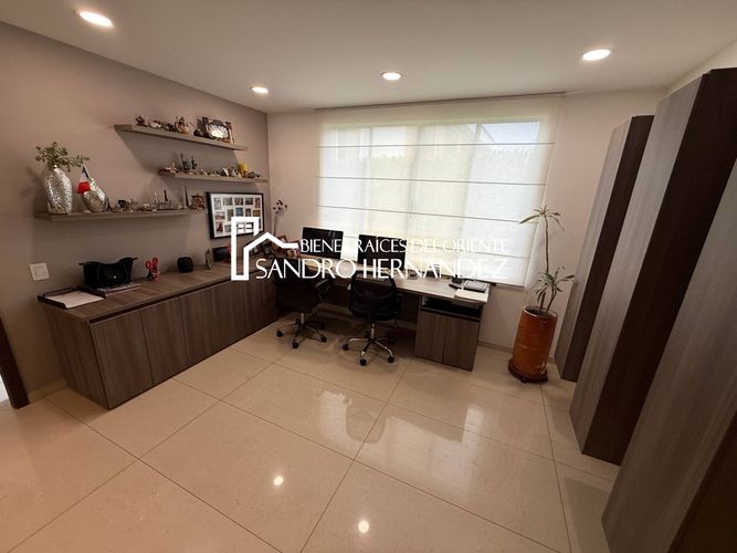 Casa de 5 alcobas en venta en Menzuly, Piedecuesta, 1103 m² · foto 9 de 24