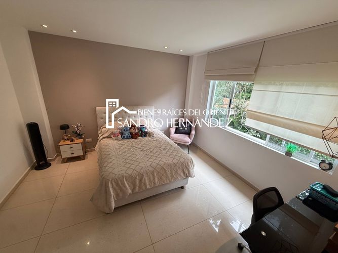Casa de 5 alcobas en venta en Menzuly, Piedecuesta, 1103 m² · foto 14 de 24