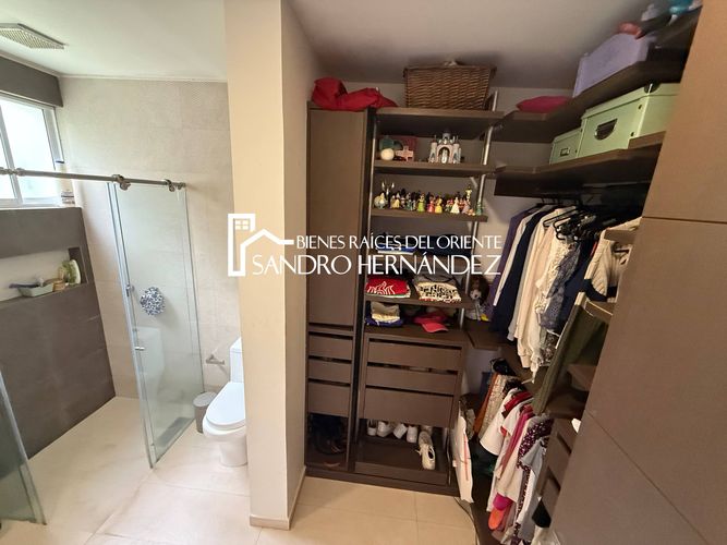 Casa de 5 alcobas en venta en Menzuly, Piedecuesta, 1103 m² · foto 19 de 24