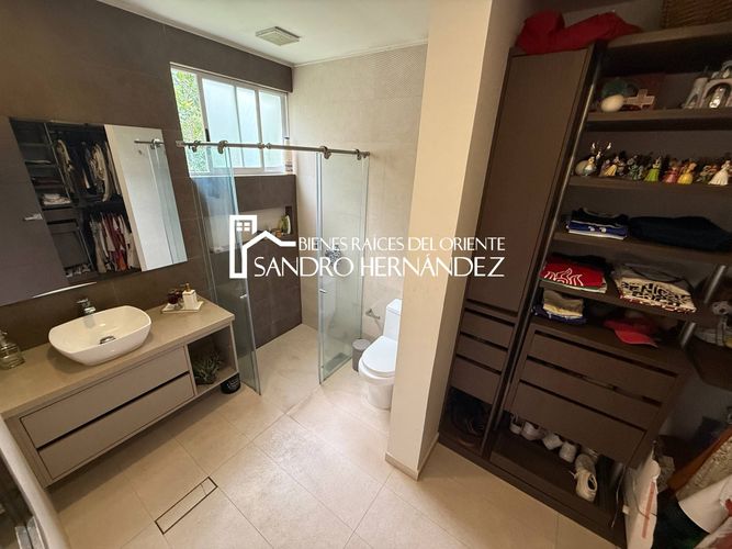 Casa de 5 alcobas en venta en Menzuly, Piedecuesta, 1103 m² · foto 23 de 24