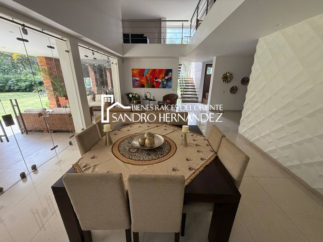 Casa de 5 alcobas en venta en Menzuly, Piedecuesta, 1103 m² · foto 5 de 24