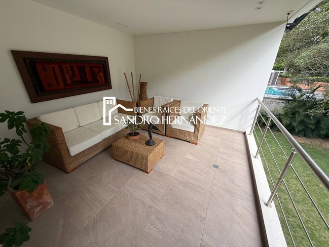 Casa de 5 alcobas en venta en Menzuly, Piedecuesta, 1103 m² · foto 7 de 24