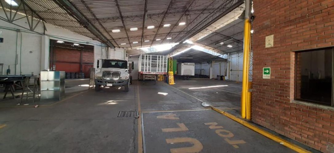 Bodega en venta en Flora Industrial, Cali, 1730 m² · foto 13 de 15
