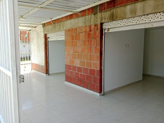 Local en arriendo en Juan De Ampudia, Jamundí, 32 m² · foto 2 de 8