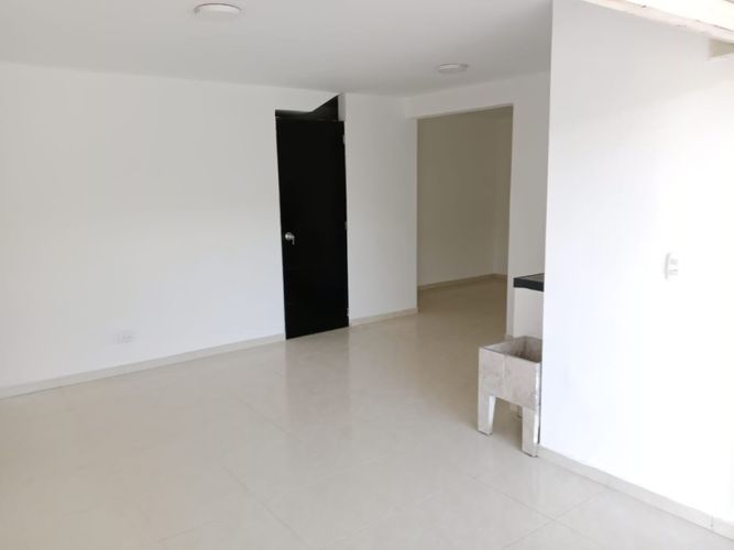 Local en arriendo en Juan De Ampudia, Jamundí, 32 m² · foto 5 de 8