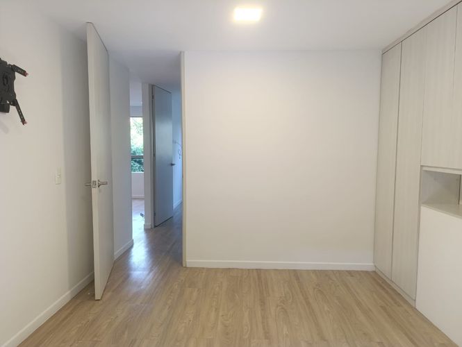 Apartamento de 2 alcobas en arriendo en El Poblado, Medellín, 60 m² · foto 12 de 14