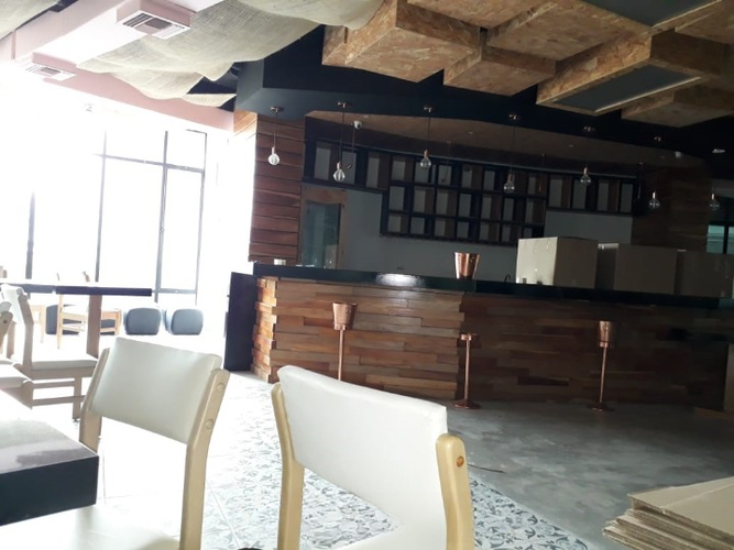 Local en arriendo en Milla De Oro, Medellín, 138 m² · foto 2 de 7