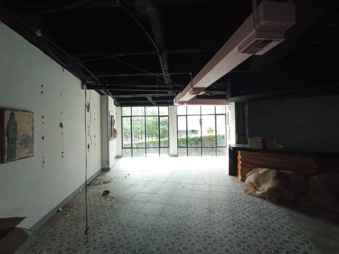 Local en arriendo en Milla De Oro, Medellín, 138 m² · foto 4 de 7