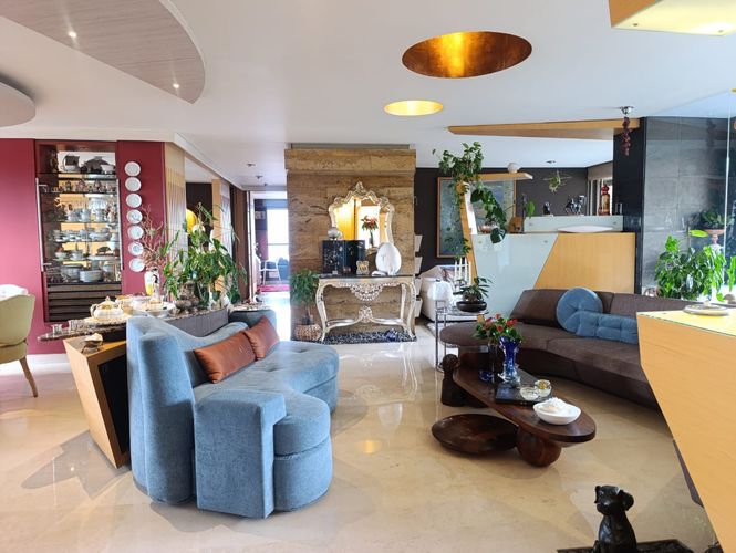 Apartamento de 3 alcobas en venta en Los Naranjos, Medellín, 210 m² · foto 5 de 18