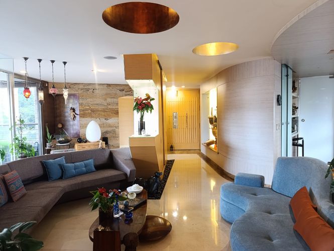 Apartamento de 3 alcobas en venta en Los Naranjos, Medellín, 210 m² · foto 4 de 18