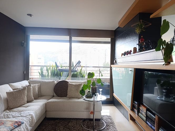 Apartamento de 3 alcobas en venta en Los Naranjos, Medellín, 210 m² · foto 10 de 18
