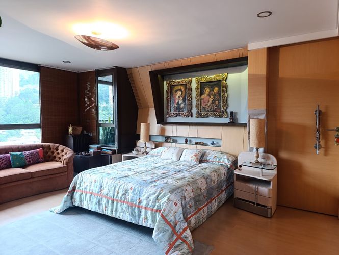 Apartamento de 3 alcobas en venta en Los Naranjos, Medellín, 210 m² · foto 13 de 18