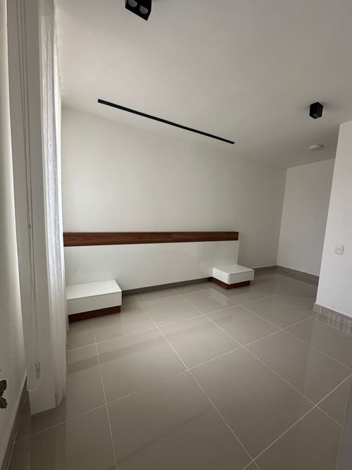Apartamento de 2 alcobas en venta en Valle Del Lili, Cali, 62 m² · foto 2 de 20