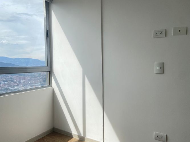 Apartamento de 2 alcobas en venta en El Poblado, Sabaneta, 60 m² · foto 12 de 19