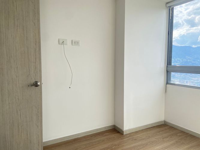 Apartamento de 2 alcobas en venta en El Poblado, Sabaneta, 60 m² · foto 10 de 19
