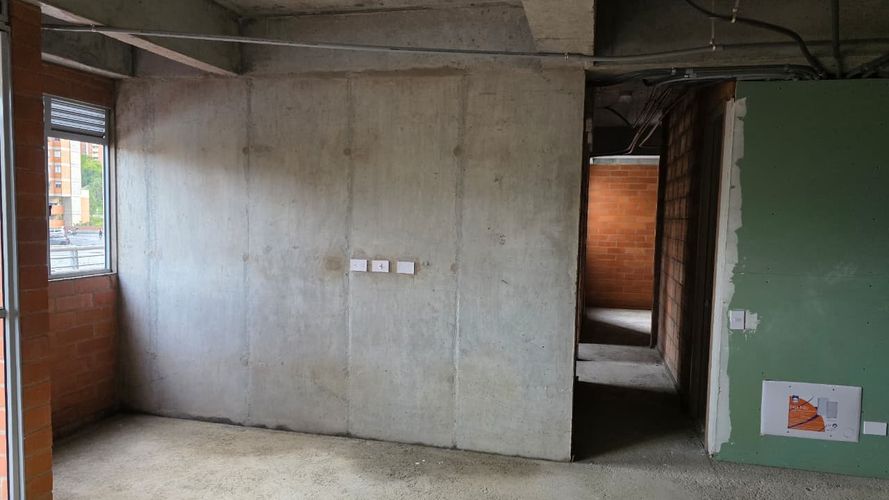 Apartamento de 3 alcobas en venta en Ditaires, Itagüí, 86 m² · foto 3 de 12