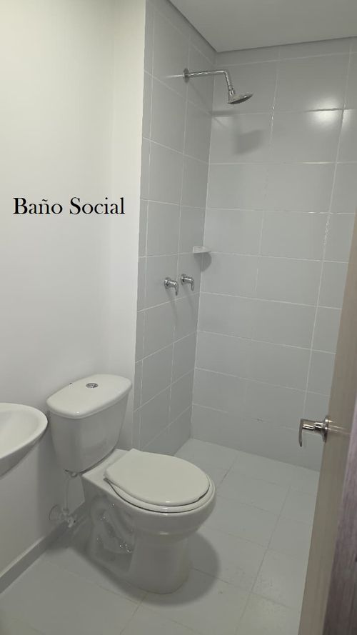 Apartamento de 3 alcobas en venta en Ditaires, Itagüí, 86 m² · foto 11 de 12